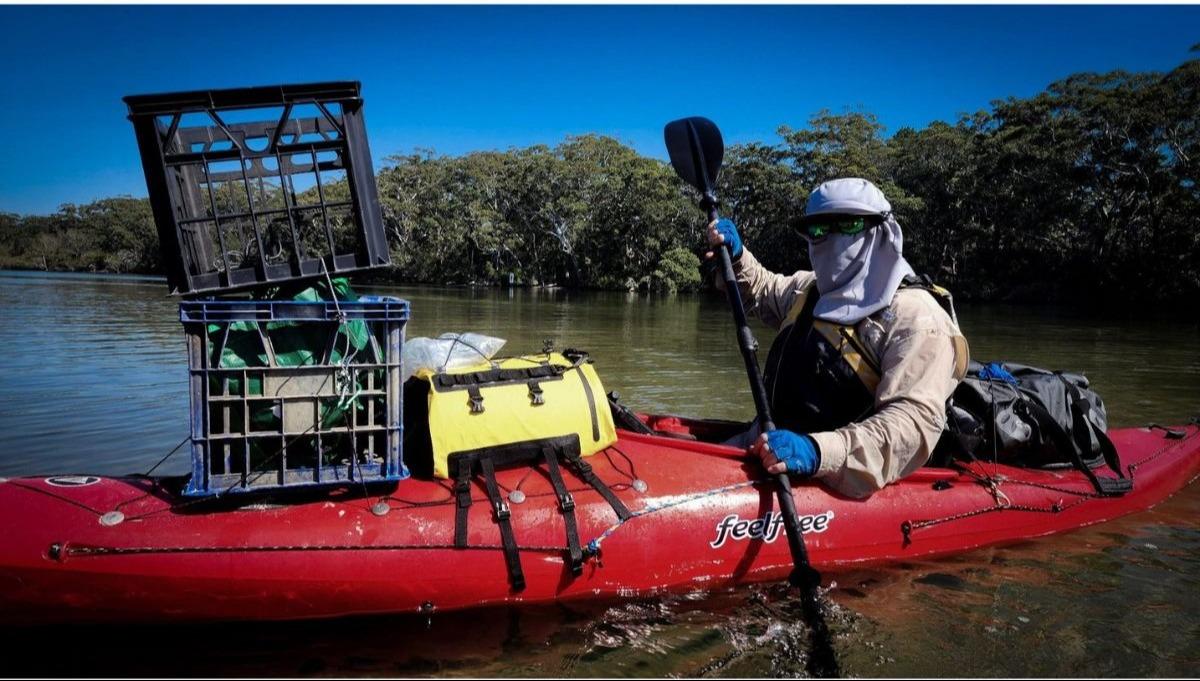 Kayak with collected rubbish 